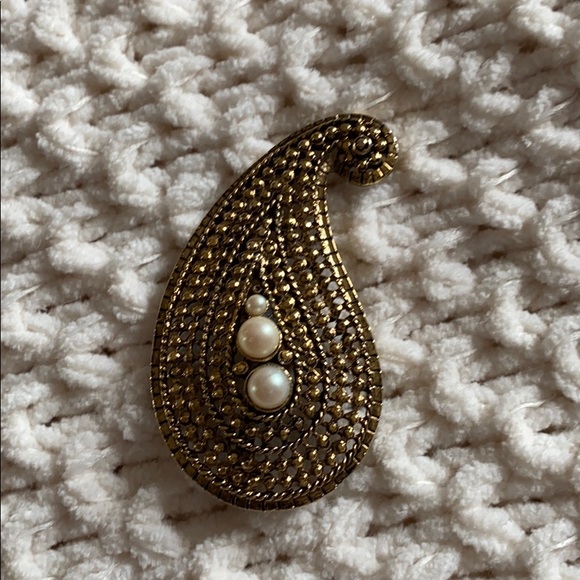 Classic & chic Noonday broach - Picture 2 of 5